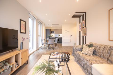 2 bedroom apartment for sale, Plot 08.01, IW.08.01 at Islington Wharf, William Sutton Building, 4 Old Mill St M4
