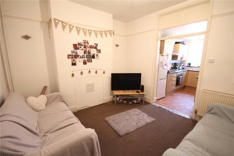 5 bedroom semi-detached house to rent, Hinton Road, Bristol BS16