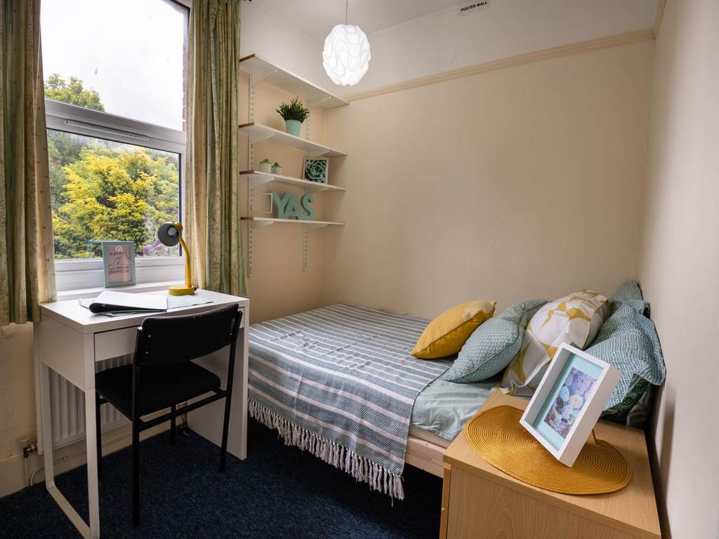 40 St Martins Road C