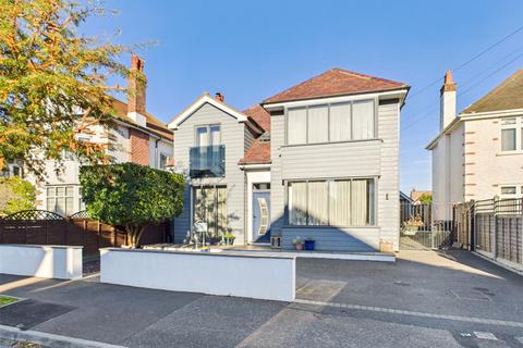 Harland Road, Hengistbury Head, Bournemouth, Dorset, BH6