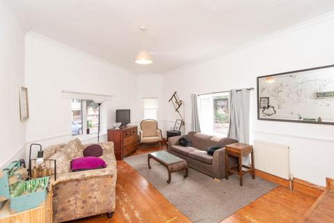 undefined, Sheffield S11