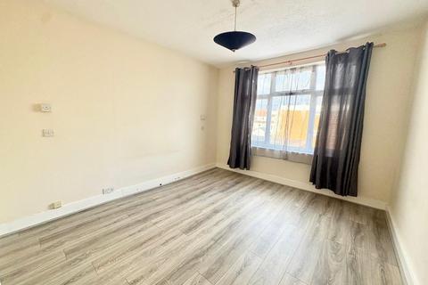 undefined, Eastern Avenue, Ilford IG4