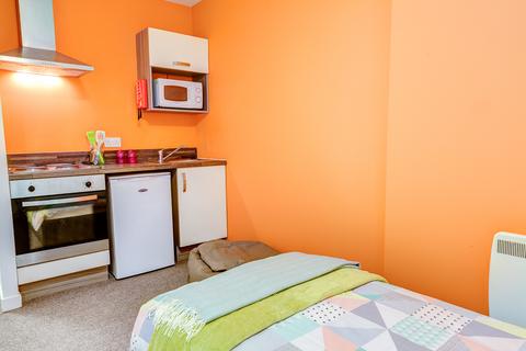 undefined, Central House - Classic Studio -Single Bed at Glasgow, Jamaica Street G1