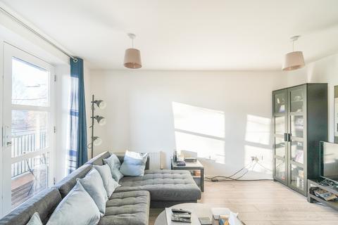 2 bedroom flat for sale, Brocksby Chase, Bolton BL1