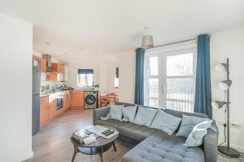 2 bedroom flat for sale, Brocksby Chase, Bolton BL1