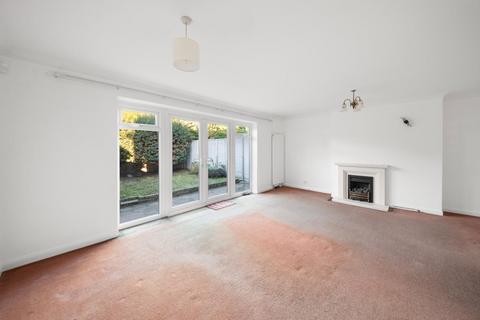 undefined, Heath Road, Uxbridge, UB10 0SL