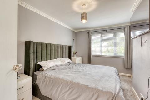 2 bedroom flat for sale, Flat 2 Les Quennevais Parade, St Brelade