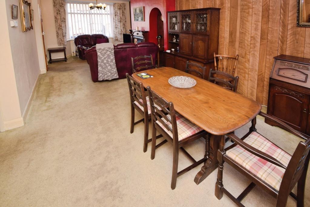 Living/Dining Room