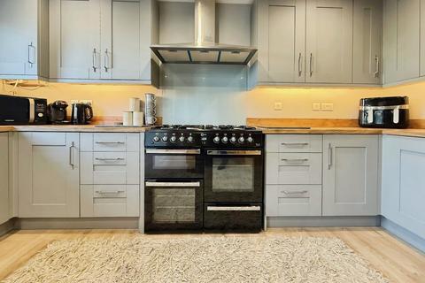3 bedroom semi-detached house for sale, Kemball Court, Stoke-on-Trent ST4