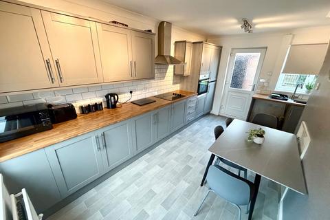 3 bedroom terraced house to rent, Corfe Crescent, Billingham TS23