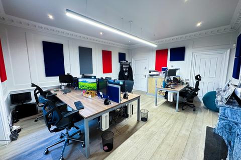 Office to rent, 49 Welbeck St London W1G 9XN