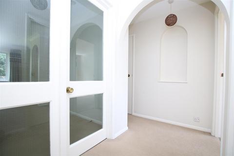 2 bedroom flat for sale, NEWBRIDGE CLOSE, BROADBRIDGE HEATH