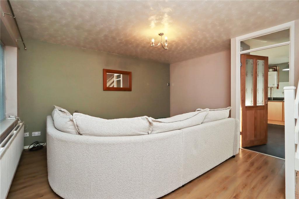 Lounge Pic 2