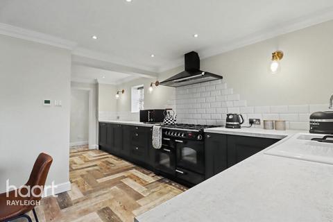 undefined, Cotswold Avenue, Rayleigh