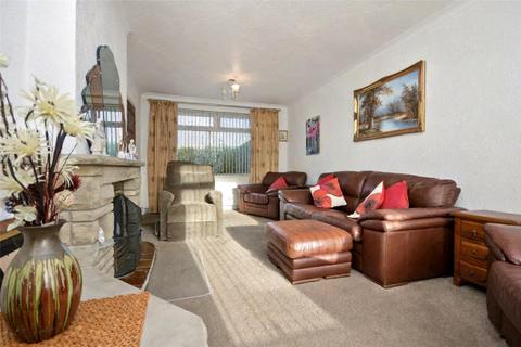 2 bedroom semi-detached house for sale, Landseer Drive, Leeds, West Yorkshire