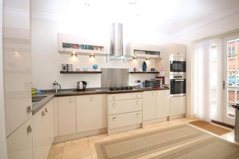 undefined, Norman Avenue, Henley-on-Thames, Oxfordshire, RG9