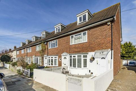 Lock Road, Ham TW10