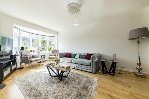 undefined, Lock Road, Ham TW10