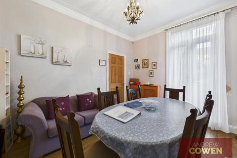 4 bedroom terraced house for sale, Raleigh Street, Scarborough YO12