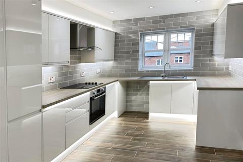 3 bedroom terraced house to rent, Chancery Rise, Warwickshire CV10
