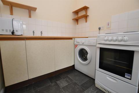 1 bedroom flat to rent, Caversham Road, Reading