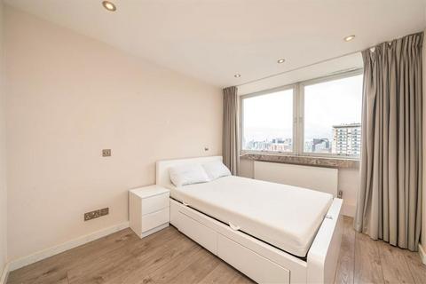 2 bedroom flat to rent, Porchester Place, London W2