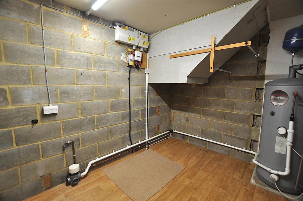 Utility room.JPG