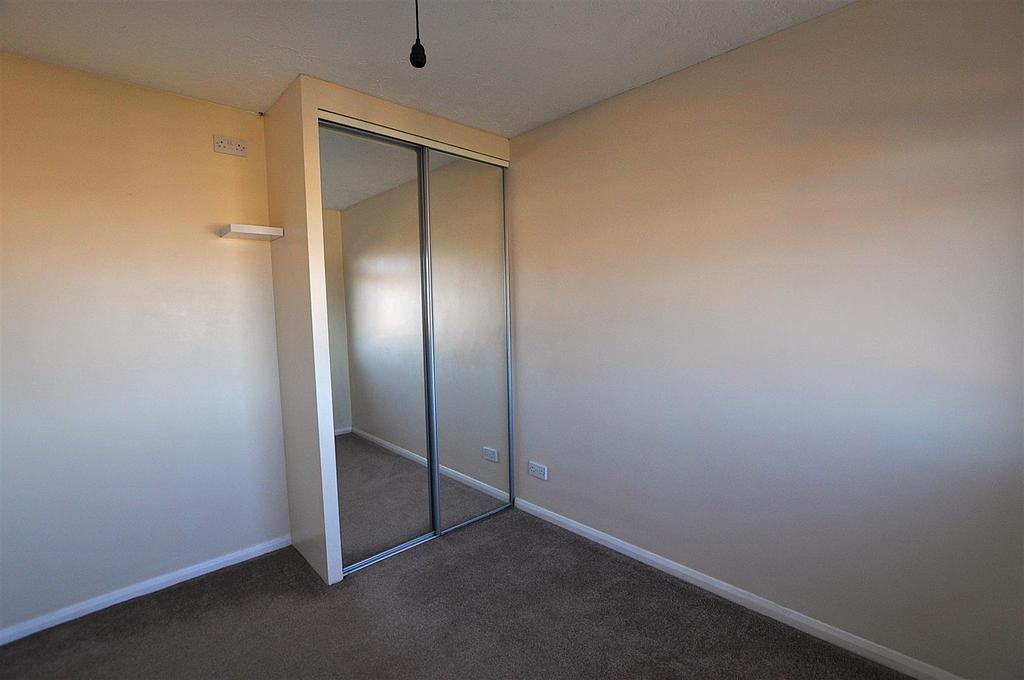 Bedroom 2.2.JPG