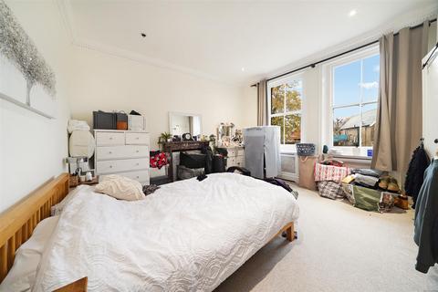 4 bedroom apartment for sale, North Common Road, Ealing W5