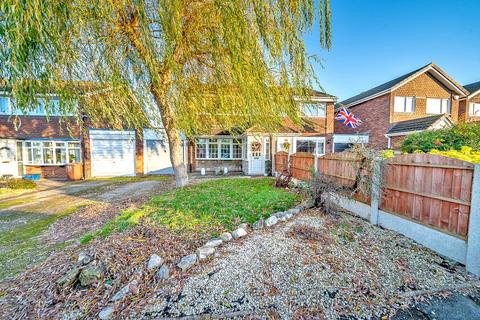 3 bedroom house for sale, Deerleap Way, Rugeley