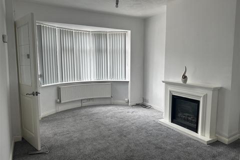3 bedroom terraced house to rent, Grantham Road, Leicester