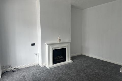 3 bedroom terraced house to rent, Grantham Road, Leicester