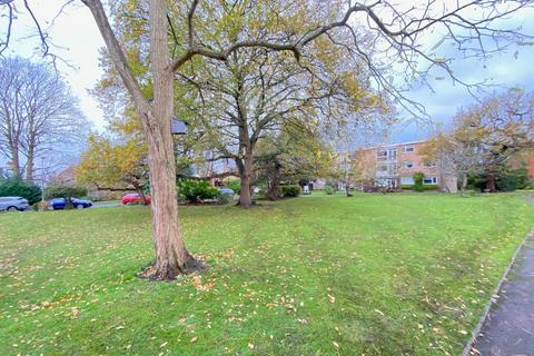 undefined, Field Close, Bromley BR1