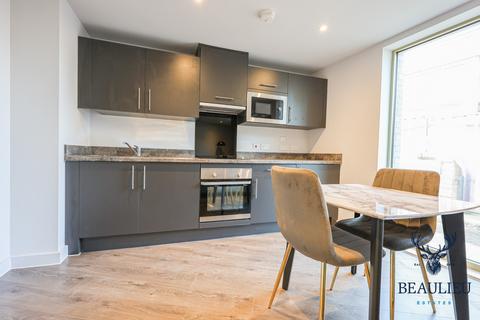 undefined, Luton LU1
