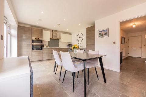 undefined, William Gardens, Rochford SS4