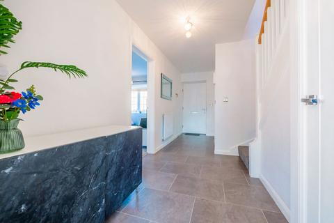 undefined, William Gardens, Rochford SS4