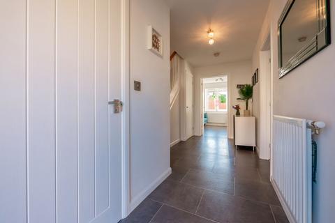undefined, William Gardens, Rochford SS4