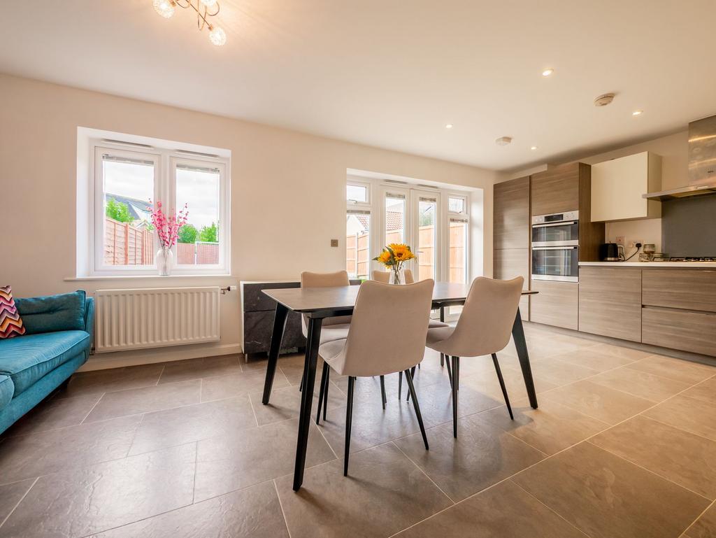 Kitchen/Dining Room
