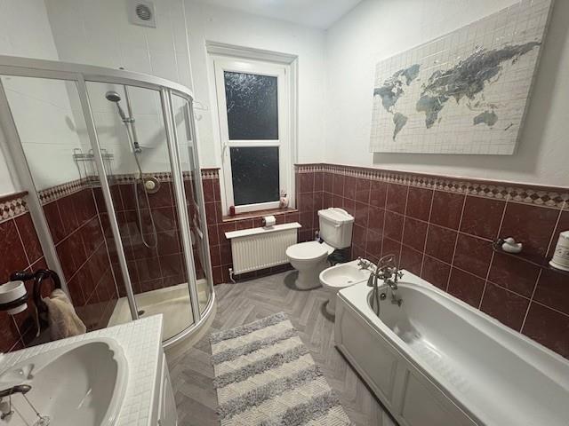 Bathroom1.jpg