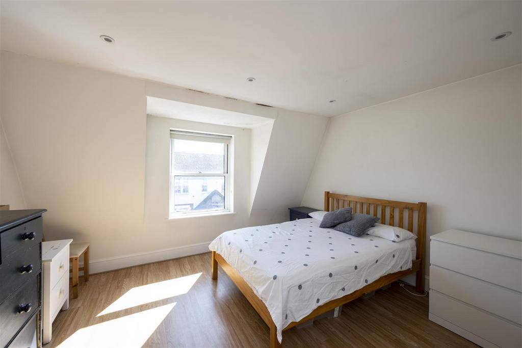 204 Lyham Road 5.jpg