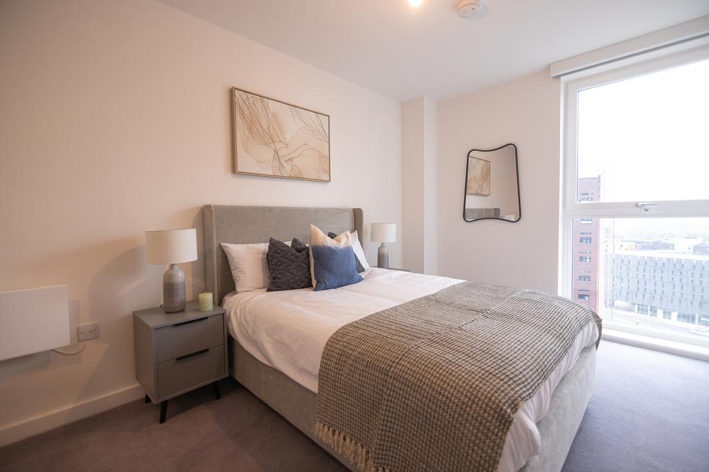 Apartment in Manchester, Miles Platting, Greater Manchester - View 5