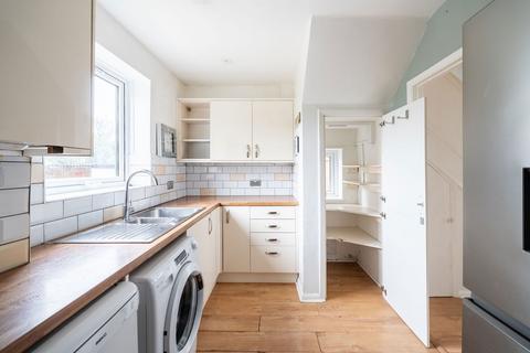 undefined, Maple Way, Coulsdon CR5