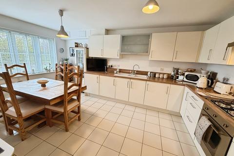 undefined, Holloway Court, Wolverhampton WV5