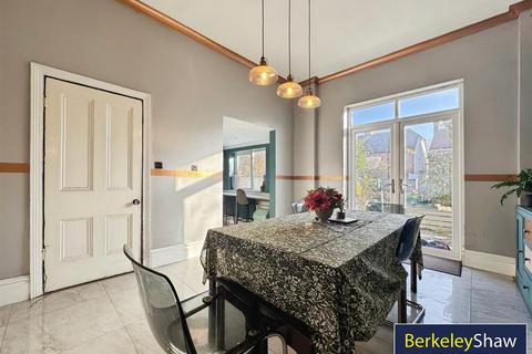 4 bedroom semi-detached house for sale, Cavendish Road, Crosby, Liverpool
