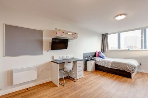 undefined, Robert Owen House - Deluxe Studio at Glasgow, 81, Bath Street G2
