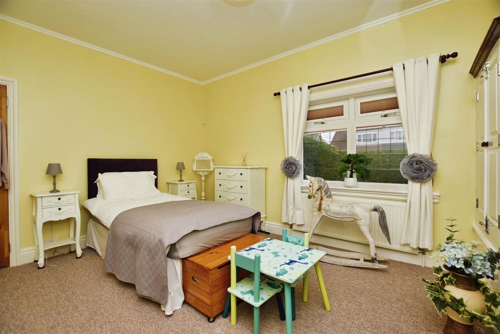 D535fd5a-bed 202 20b.JPG