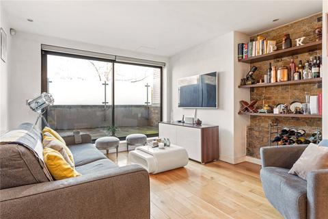 undefined, Lolesworth Close, London, E1