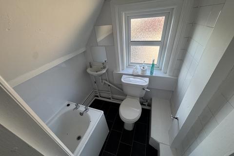 undefined, Grosvenor Gardens, Bournemouth BH1