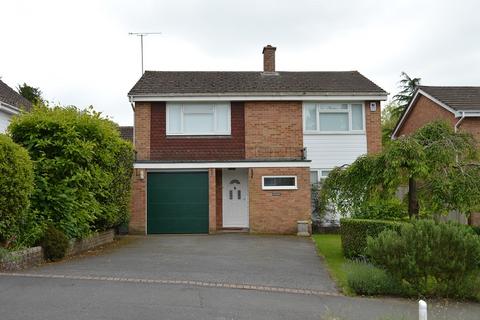 4 bedroom detached house to rent, Oak Hall Park, Burgess Hill RH15
