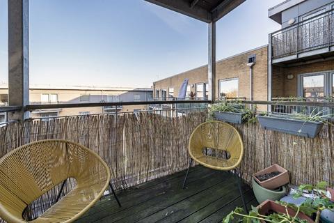 undefined, Peckham Grove, London SE15